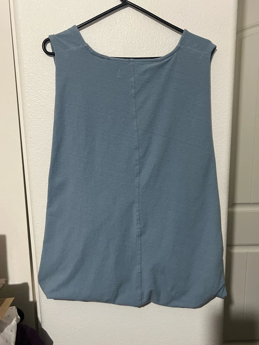 Free People Beach Relaxed Swing-Style V -Neck Tank Top (Dusty Blue)